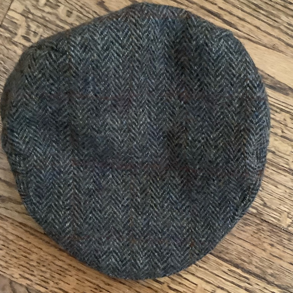 Peter James Tweed Cap